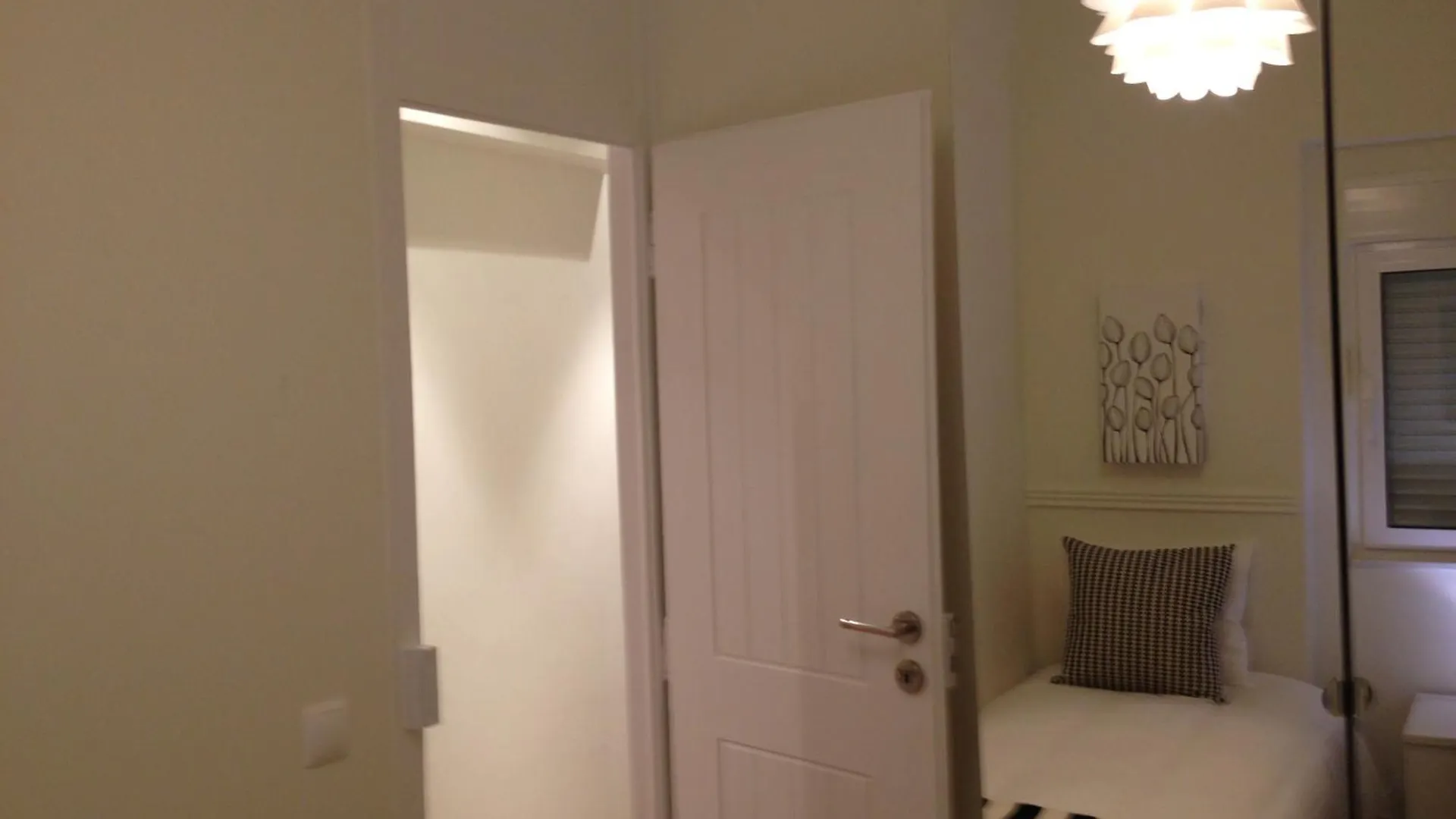 Unique Monsanto View 2 Bedrooms Apt In Campolide Lisbon 0*,  Portugal
